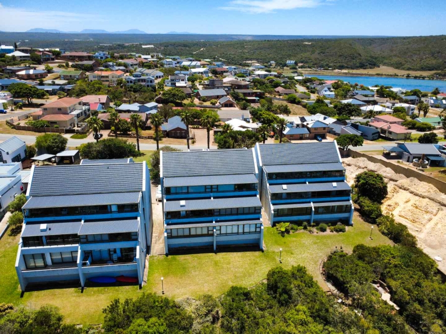 2 Bedroom Property for Sale in Stilbaai Wes Western Cape